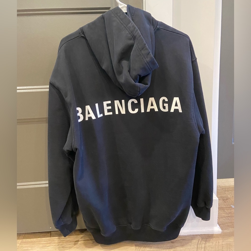 BALENCIAGA SWEATSHIRT!!!! Worn Once